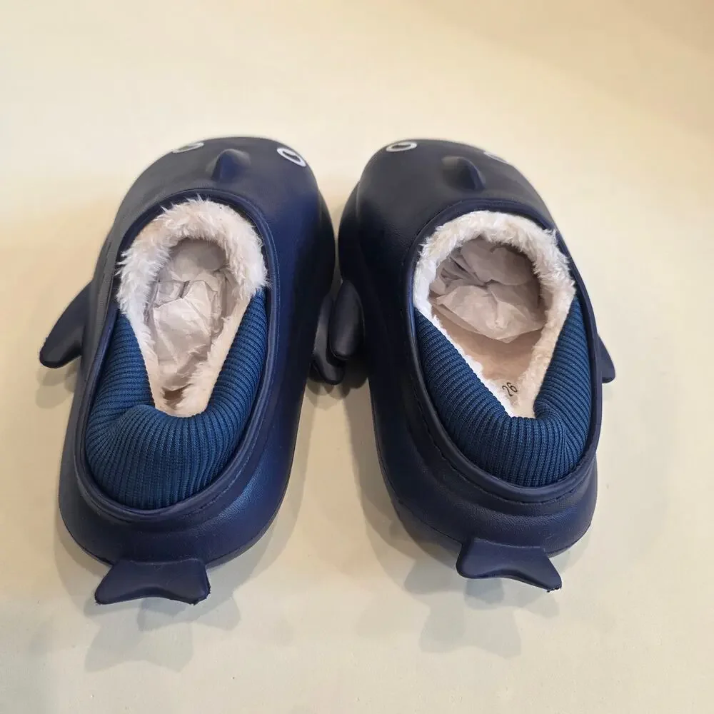 NEW Shark clogs w/sherpa and fur lining in navy blue sz 150 US 8.5